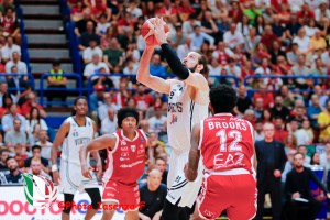 Virtus Bologna oltre tutto e tutti: dominata l’Olimpia Milano, è a -1 dalla finale Scudetto