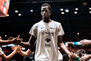 Cavs ko con i Kings, non utilizzato Saliou Niang