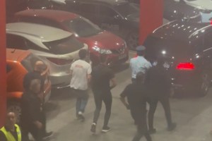 Olympiacos-Panathinaikos, altra notte da circo. Ecco cosa è successo