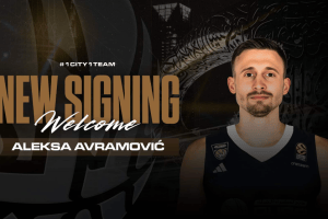Aleksa Avramović firma con Dubai Basketball