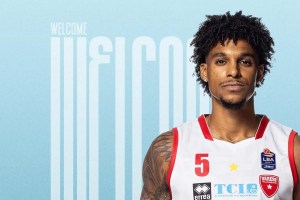 Justin Gray firma con il Mykonos