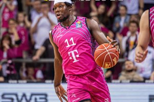 Brian Fobbs is back in Germany: the former Sassari player signs with EWE Oldenburg