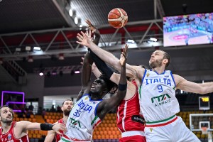Difesa, panchina e leadership di Pajola e Melli. L’Italbasket batte la Georgia