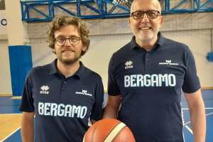 Blu Basket Bergamo al lavoro in palestra, coach Zanchi: “Stiamo iniziando a conoscerci”