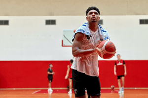 Pallacanestro Varese, il giorno di Freeman: test decisivi per il contratto