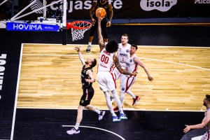 Hapoel Holon reportedly in advanced talks with Devin Robinson