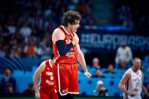 EuroBasket 2025 | Lettonia, flop all’esordio: la prima è un dominio Turchia