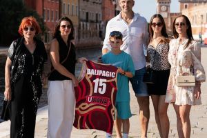 La famiglia Dalipagic riabbraccia Venezia e la Reyer