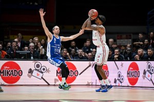 Olimpia Milano: Lorenzo Brown out against Crvena Zvezda