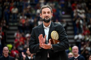 Marco Belinelli uno dei 10.001 tedofori nella staffetta della Torcia Olimpica: “Sono onorato”