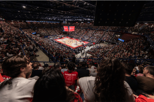 Il basket che unisce dentro e fuori dal campo. Le iniziative collaterali della Supercoppa