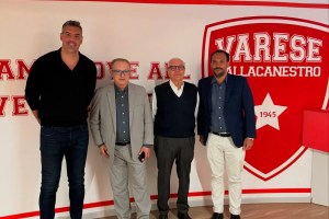 Gherardini e Riccò in visita nella sede della Pallacanestro Varese