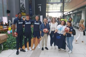 Blu Basket Bergamo, i giocatori in visita al Papa Giovanni XXIII