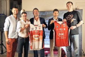 Dole Rimini, parte la serie A2: svelate le nuove divise ed è record abbonati