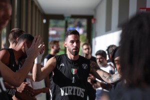 Virtus Bologna: statement about Luca Vildoza. He’s in Lyon with the team
