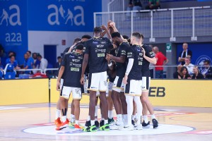 L’Aquila Trento riuscirà a mantenere la leadership in Serie A mentre la stagione si fa più intensa?
