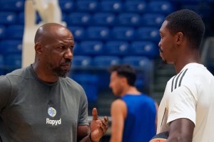 Lonnie Walker IV bloccato a Dubai: È stato pazzesco