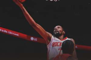 Durant guida i Rockets alla W: 31 punti sui Raptors in crisi