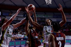 Ky Bowman: Credo che il campionato italiano sia difficilissimo e durissimo