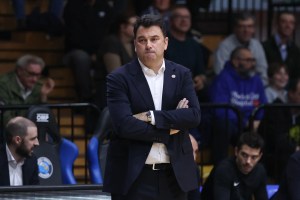 Pallacanestro Trieste, la carica di coach Gonzalez: “La vittoria contro l’Olimpia è solo l’inizio”