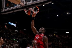 Bryant Dunston dice no alla Pallacanestro Trieste