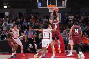 Ecco Cole, ecco Valentine, ecco la Reyer. Vince Venezia, la Reggiana sempre più in crisi