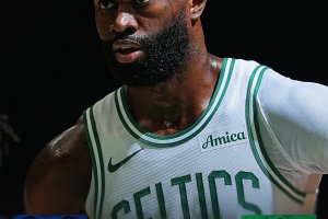 Brown show: 35 punti in 26 minuti e i Celtics travolgono i Wizards