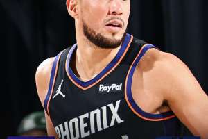 Booker sfiora la tripla doppia e i suoi Phoenix Suns hanno la meglio sui Clippers