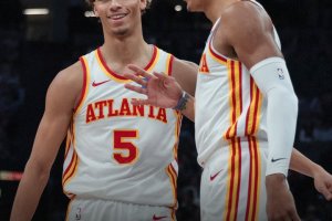 Johnson brilla: 24 punti e gli Hawks travolgono i Kings 133-100
