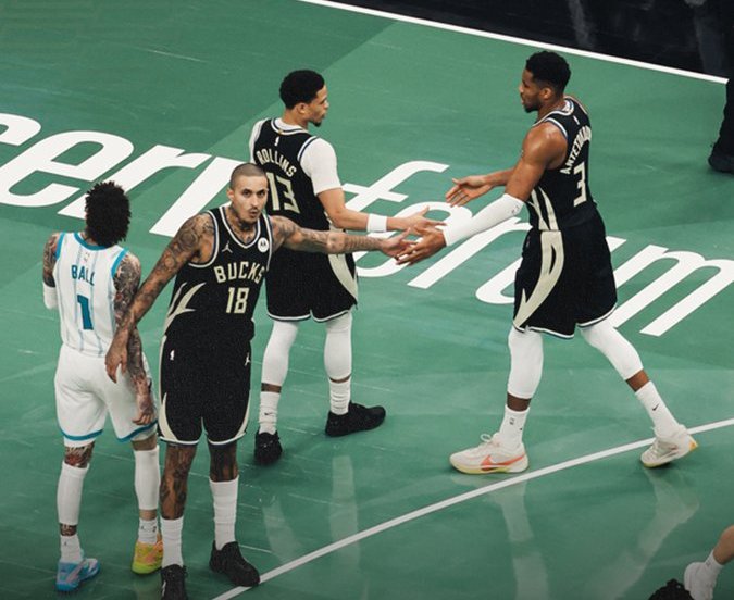 Bucks Hornets