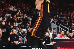 Johnson show, tripla doppia e gli Hawks battono i Cavaliers