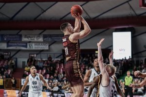 La Reyer Venezia batte il BAXI Manresa grazia al contributo di tutta la squada