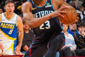 Detroit da record: 13ª vittoria consecutiva, Pacers battuti 122-117