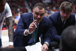 Pallacanestro Cantù, coach Brienza: “Attenzione a noi stessi, contro Brescia un solo obiettivo”