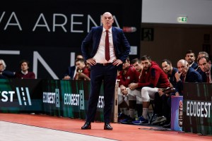 Neven Spahija: “Sono stati giorni difficili, vogliamo dedicare la vittoria al presidente”