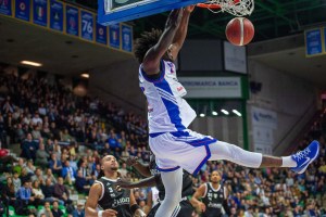 Treviso Basket, con la Virtus la prima contestazione di stagione