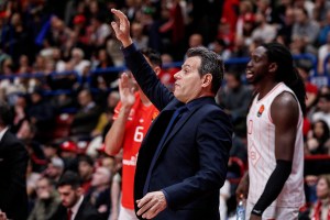 Hapoel Tel Aviv in Turmoil: Itoudis Facing Potential Sack