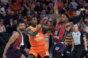 Torna al successo il Valencia che batte il Baskonia e aggancia il treno del secondo posto