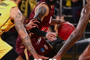 La Reyer Venezia si arrende di misura a Salonicco contro l’Aris