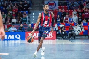 Baskonia sul mercato per un centro, in arrivo nuovi passaporti per Simmons e Baugh…
