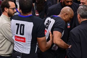 NBA official Tre Maddox exits Bulls-Cavaliers with a leg injury