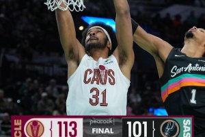 Allen detta il ritmo, Cleveland si prende San Antonio nel quarto periodo