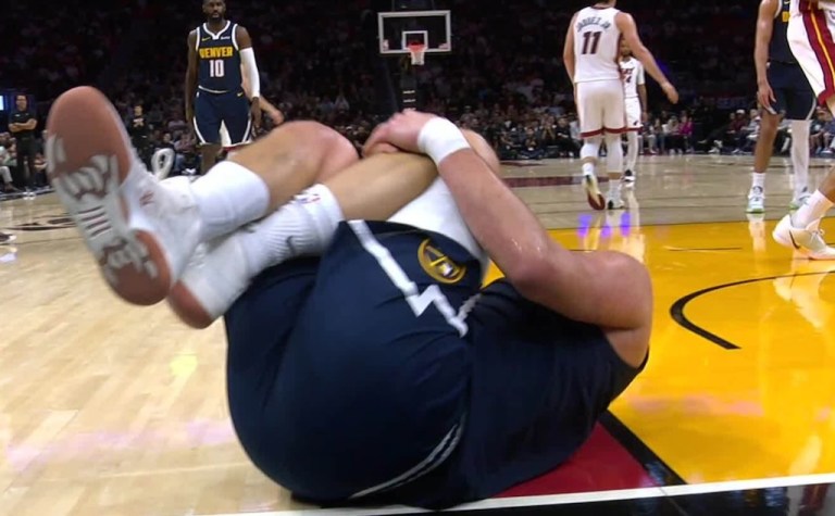 Infortunio Nikola Jokic