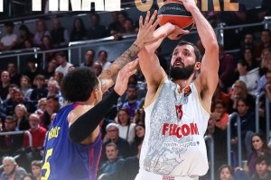 Monaco’s defense sets the tone: big road win as Barca never gets close