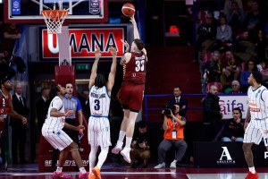 La Reyer Venezia ne segna 106 alla Guerri Napoli: Wiltjer show