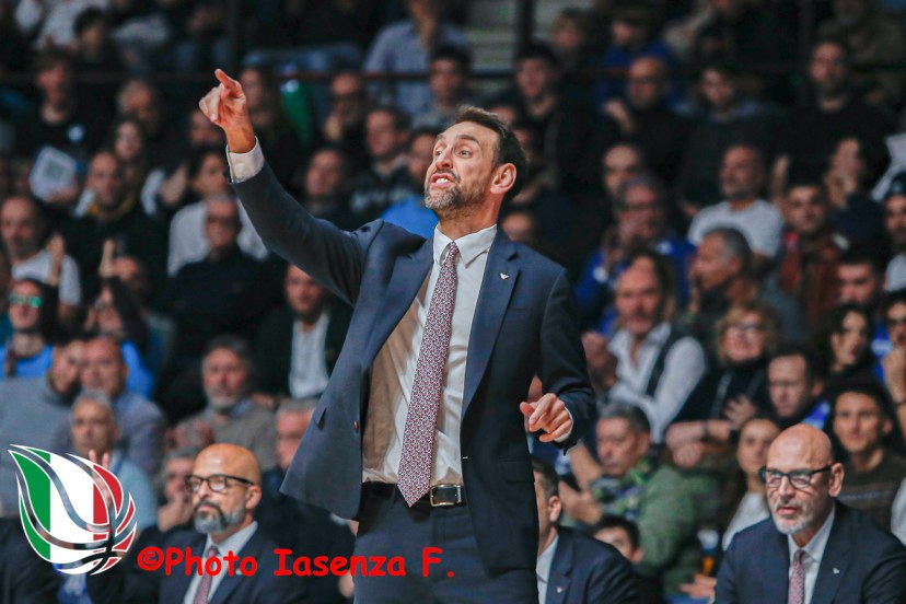 LBA Acqua S. Bernardo Cantù - EA7 Olimpia Milano Beppe Poeta