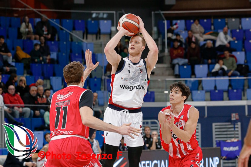 LNP LNP A2 Wegreenit Urania Milano - Banca Sella Cento