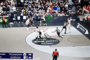 Episodio discusso nel finale di Virtus Bologna-Olympiacos: Tyler Dorsey viola la regola dei 5”?