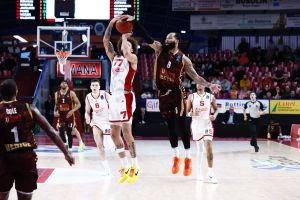 Un super Jordan Parks guida Venezia al successo contro il Bahcesehir