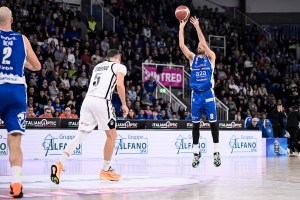 Della Valle fa saltare Brescia! Udine beffata in rimonta in volata, la Germani resta in vetta